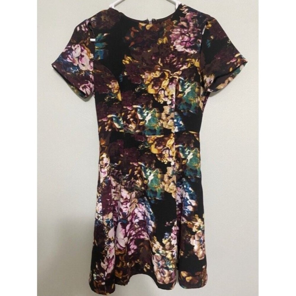 Who What Wear Size XS Dress Shoulder Cut Out Watercolor Floral Dramatic Edgy
